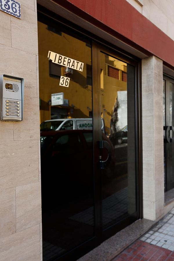 Apartamento Frente Al Puerto De Candelaria A 20 Metros De La Playa. Экстерьер фото